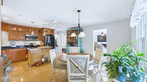 Dining - 229 19th Ave, Brick, NJ 08724 photo 2 of 5