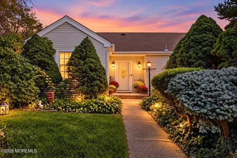 36 Dag Hammarskjold Blvd # -A, Freehold, NJ 07728