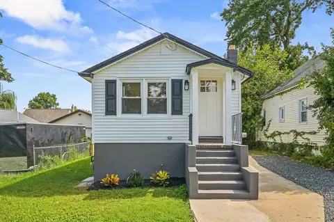 181 Hilltop Blvd, Keyport, NJ 07735