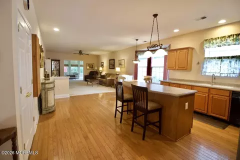 Kitchen - 44 Marlow Dr, Jackson, NJ 08527 photo 1 of 3