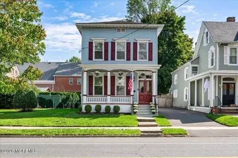 102 W Main St, Freehold, NJ 07728