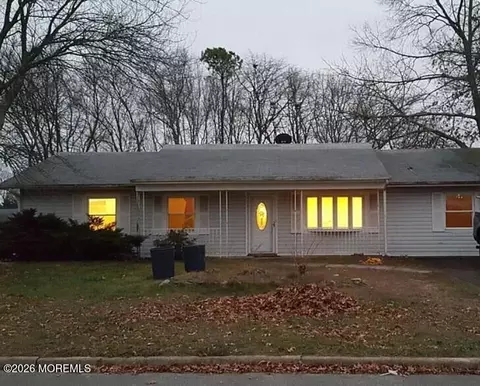 316 Predmore Ave, Lanoka Harbor, NJ 08734