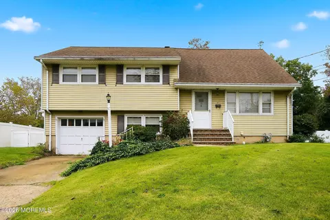 10 Carol Ct, Somerset, NJ 08873