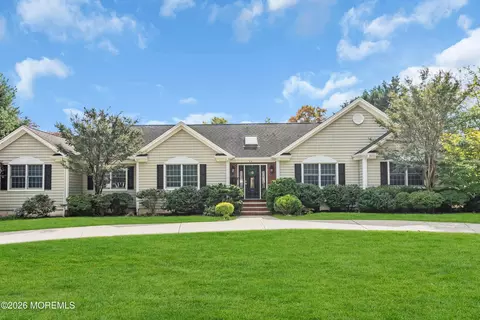 14 Winhar Pl, Oceanport, NJ 07757