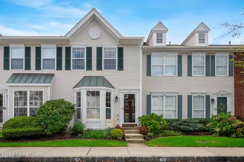 148 Setter Pl, Freehold, NJ 07728