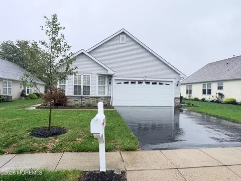 3280 Springer Ln, Toms River, NJ 08755