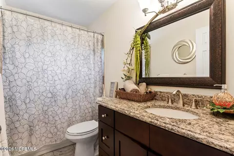Bath - 369 Frank Applegate Rd, Jackson, NJ 08527 photo 2 of 2