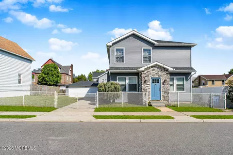 208 Catherine St, South Amboy, NJ 08879