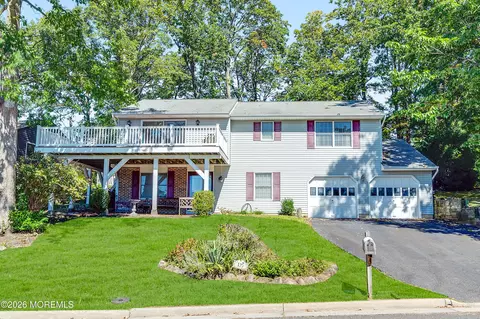 127 Arnold Pl, Neptune City, NJ 07753