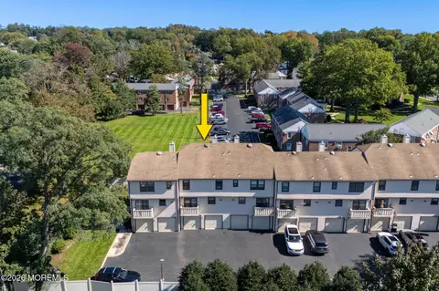 20 Pinckney Rd #B6, Red Bank, NJ 07701