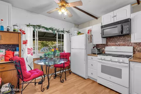 Kitchen - 29 Antonia Dr, Jackson, NJ 08527 photo 2 of 2