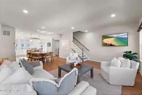 19 Sandbar Aly, Oceanport, NJ 07757
