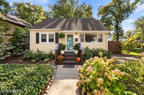 12 Park Blvd, Ocean, NJ 07712