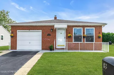 83 Bimini Dr, Toms River, NJ 08757