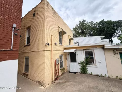 40 Farnham Ave, Garfield, NJ 07026