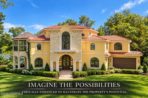 123 S Lake Dr, Lakewood, NJ 08701