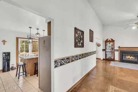 Entry Way - 303 W Commodore Blvd, Jackson, NJ 08527 photo 2 of 4