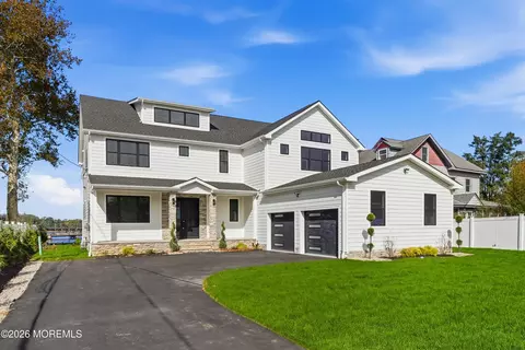 64 Locust Ave, Red Bank, NJ 07701