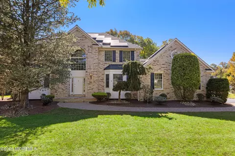 31 Sheffield Dr, Freehold, NJ 07728