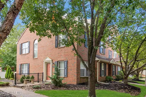 1555 Thomas Jefferson Ct, Mays Landing, NJ 08330
