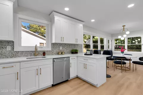 Kitchen - 30 Phillips Rd, Brick, NJ 08724 photo 4 of 5