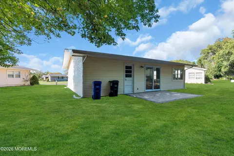 Exterior - 30 Phillips Rd, Brick, NJ 08724 photo 1 of 4