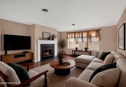 Living - 4 Ashley Rd, Manchester, NJ 08759 photo 1 of 3