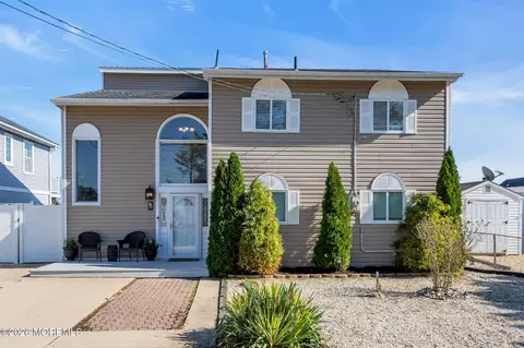 26 Ship Dr, Little Egg Harbor, NJ 08087