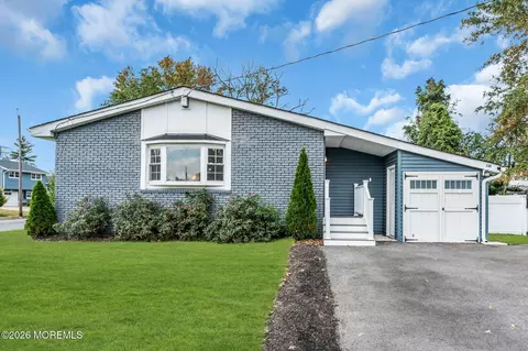 738 Gail Dr, Neptune City, NJ 07753