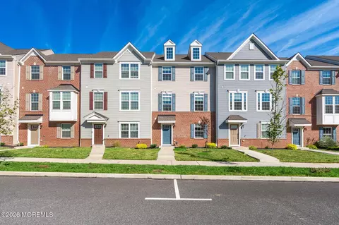 79 Anchor Way, Cliffwood, NJ 07721