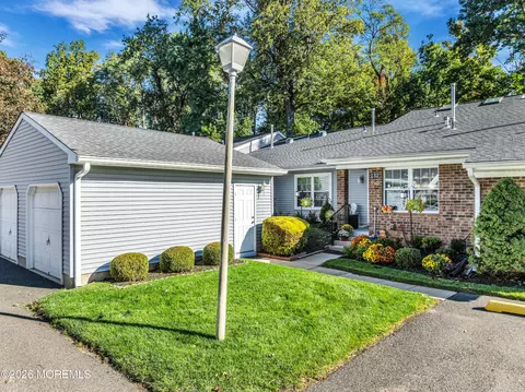 132 Viburnum Ter, Red Bank, NJ 07701