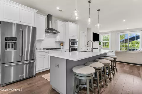 403 Arose Ln, Middletown, NJ 07748