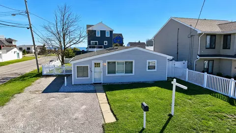 Exterior - 1700 Binnacle Rd, Forked River, NJ 08731 photo 11 of 11