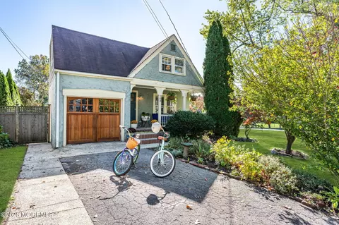 104 Iroquois Rd, Manasquan, NJ 08736
