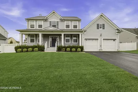 126 Spirit Bear Rd, Toms River, NJ 08755