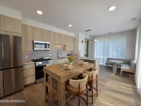 665 Second Ave #305, Long Branch, NJ 07740