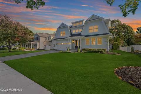91 Forrest Ave, Fair Haven, NJ 07704