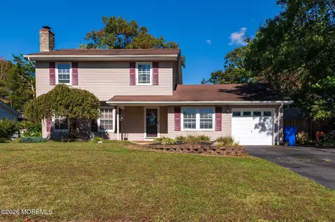 510 Signal Ln, Toms River, NJ 08755