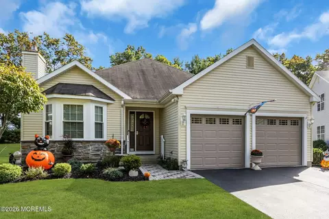 74 Foxwood Rd, Lakewood, NJ 08701