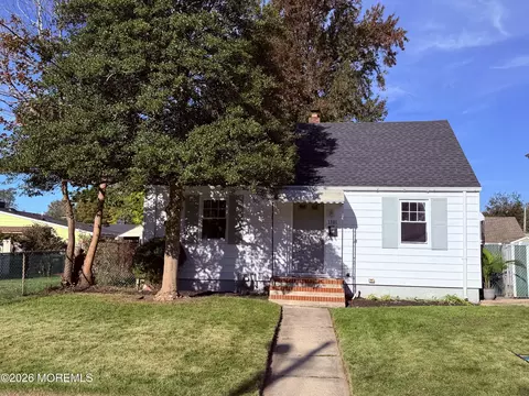 1301 Franklin Pkwy, Ocean, NJ 07712