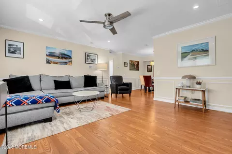 56 Galewood Dr # C, Matawan, NJ 07747