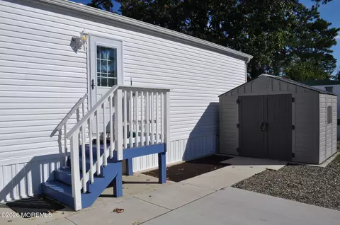 Exterior - 7 Fox St, Whiting, NJ 08759 photo 5 of 7