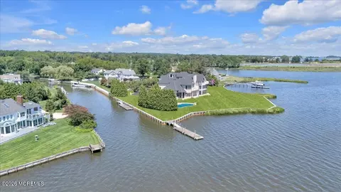 View/Area - 16 Harbor Dr, Rumson, NJ 07760 photo 2 of 4