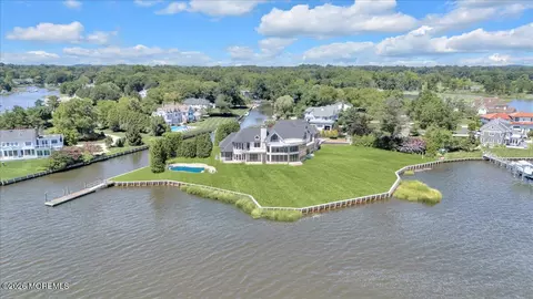 View/Area - 16 Harbor Dr, Rumson, NJ 07760 photo 1 of 4