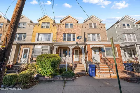 194 Lewis St, Perth Amboy, NJ 08862