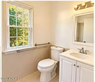 Bath - 20 Norwick Dr, Forked River, NJ 08731 photo 3 of 4