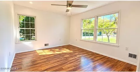 Living - 20 Norwick Dr, Forked River, NJ 08731 photo 2 of 3