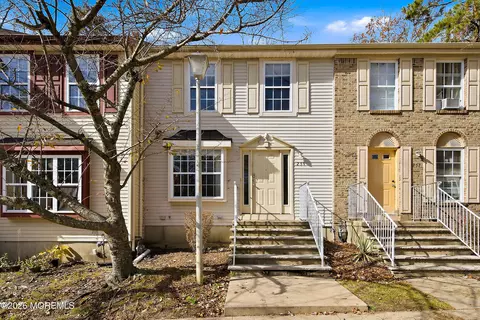 259 Zachary Ct, Lakewood, NJ 08701