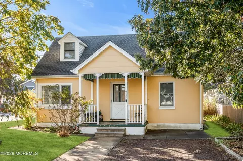 616 Asbury Ave, Ocean Gate, NJ 08740