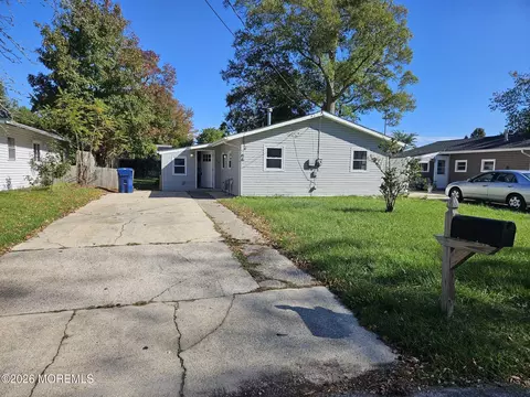 132 Zelus St, Little Egg Harbor, NJ 08087